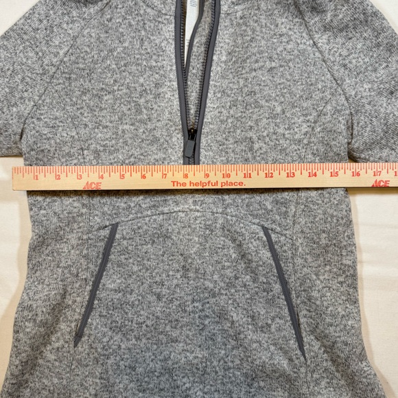 Lululemon (Worn Once) Women’s Heathered Gray Quarter Zip-Up Fleece Jacket Hoodie - Picture 6 of 9